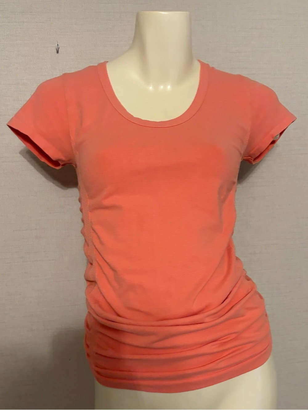 Women’s Small Athleta Short Sleeve Crewneck Tee